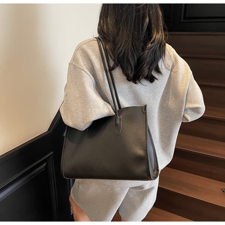 ビジネスバッグ レディース 上品シンプル 職人技トートバッグ