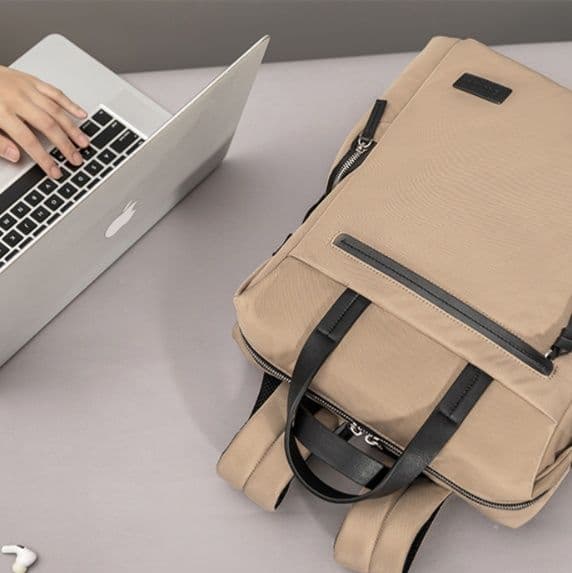 ビジネスバッグ レディース 多機能通勤リュック 上品おしゃれリュック