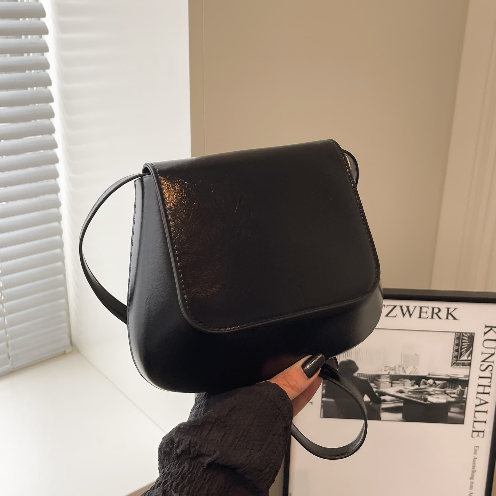 ビジネスバッグ レディース シンプル上品ミニショルダーバッグ